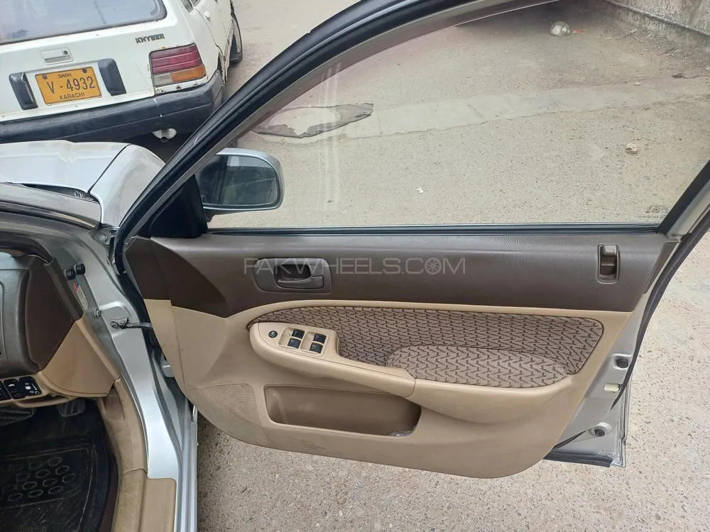Honda Civic 2005 for Sale in Karachi Image-1