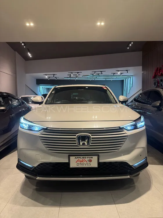 Honda Vezel 2021 for Sale in Islamabad Image-1