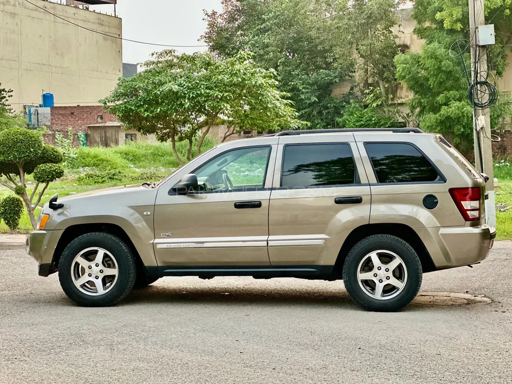 Jeep Cherokee 2006 for Sale in Lahore Jeep Cherokee 2006 for Sale in Lahore Image-8