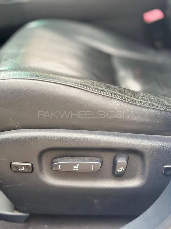 Lexus RX Series 2009 for Sale in Lahore Lexus RX Series 2009 for Sale in Lahore Image-7