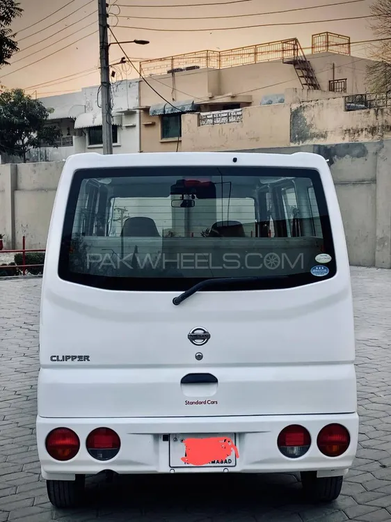 Nissan Clipper 2011 for Sale in Islamabad Image-1