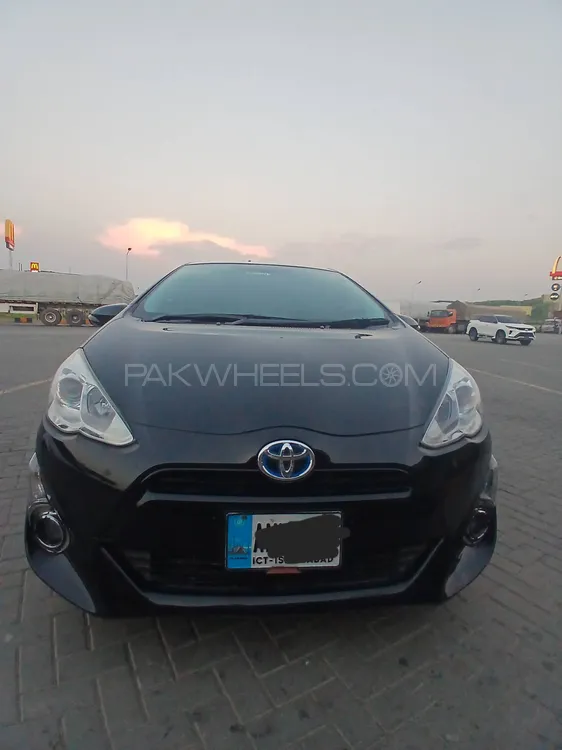 Toyota Aqua 2015 for Sale in Islamabad Image-1