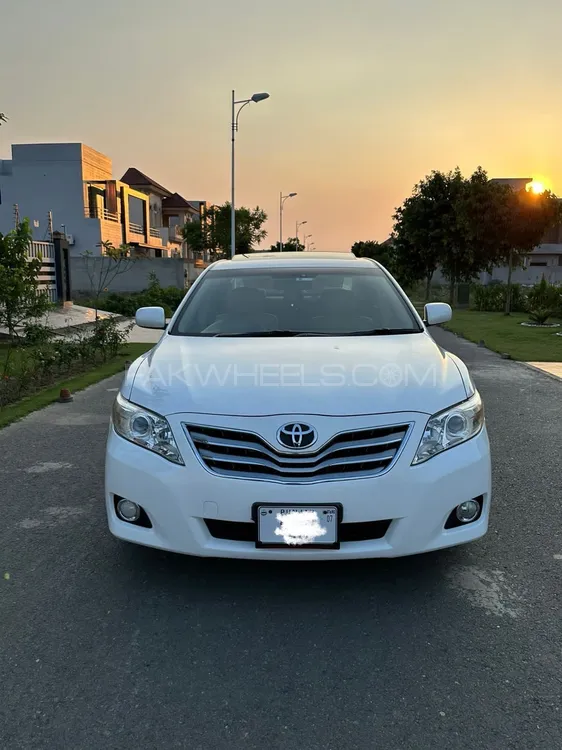 Toyota Camry 2007 for Sale in Lahore Image-1