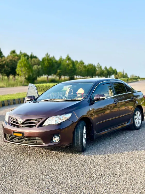 Toyota Corolla 2013 for Sale in Islamabad Image-1