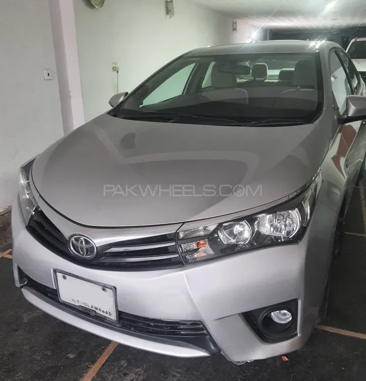 Toyota Corolla 2016 for Sale in Lahore Image-1