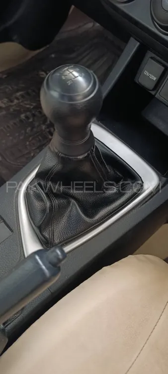 Toyota Corolla 2016 for Sale in Vehari Image-1