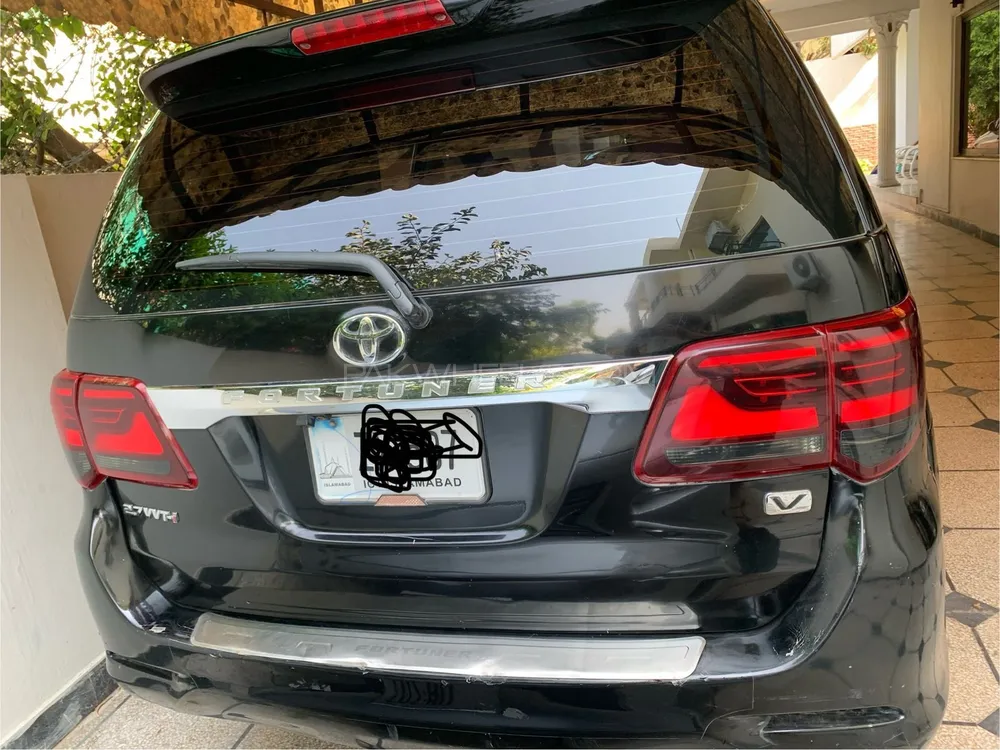 Toyota Fortuner 2013 for Sale in Islamabad Image-1