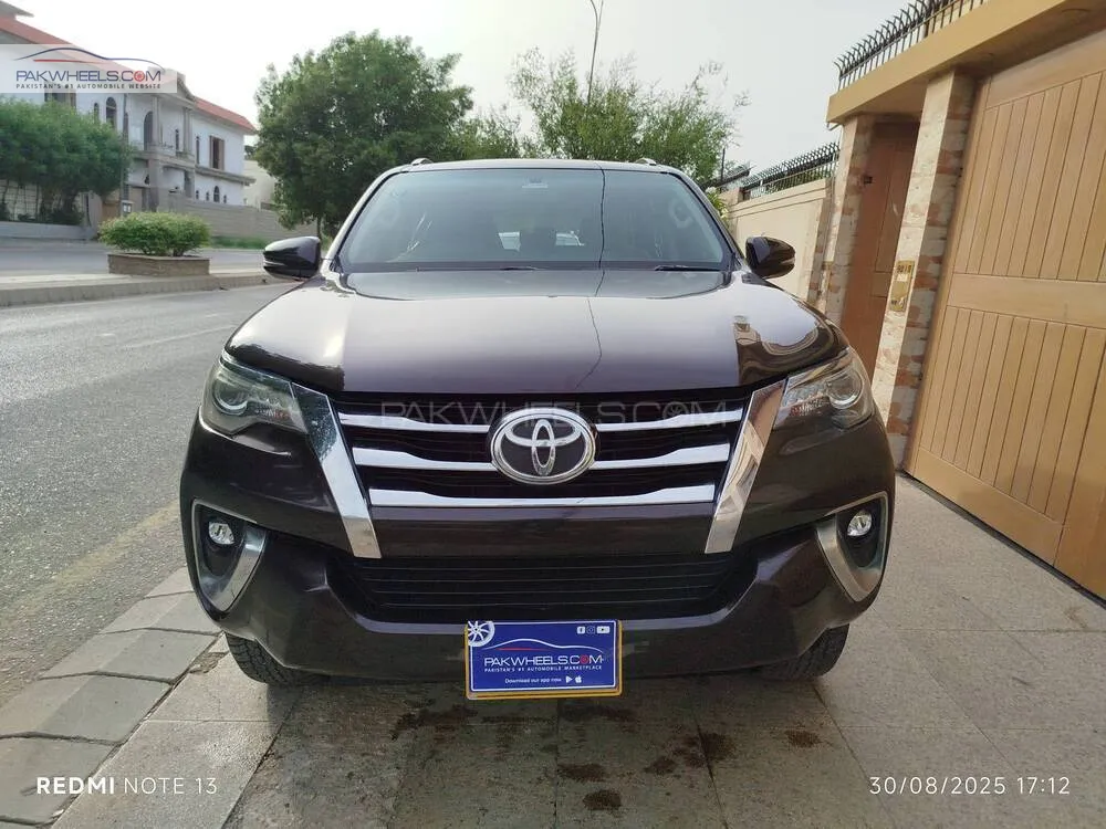 Toyota Fortuner 2019 for Sale in Karachi Image-1