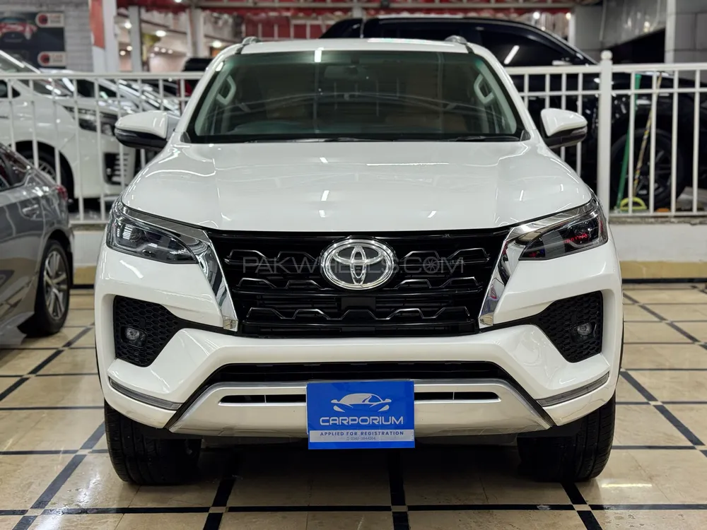 Toyota Fortuner 2021 for Sale in Peshawar Image-1