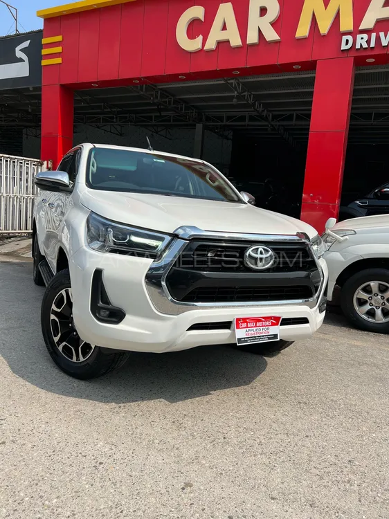 Toyota Hilux 2021 for Sale in Peshawar Image-1