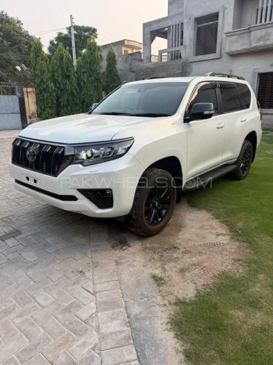 Toyota Prado 2020 for Sale in Kamoke Image-1