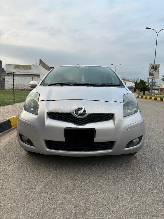 Toyota Vitz 2008 for Sale in Kohat Image-1