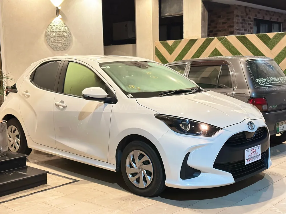 Toyota Yaris Hatchback 2022 for Sale in Lahore Image-1