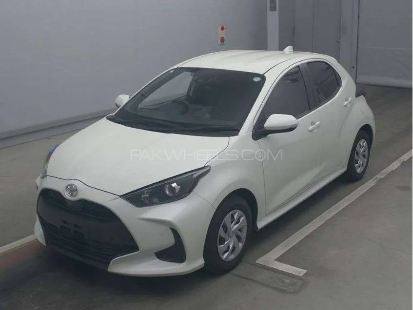 Toyota Yaris Hatchback 2022 for Sale in Peshawar Image-1