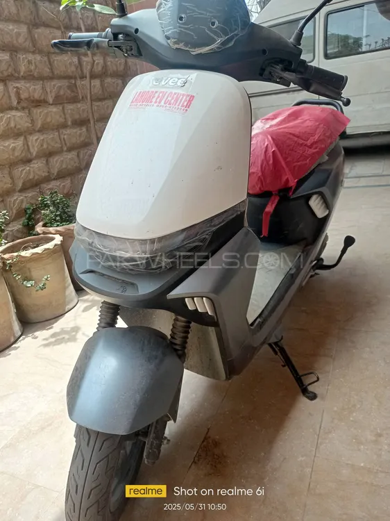 Evee S1 2025 for Sale Image-1