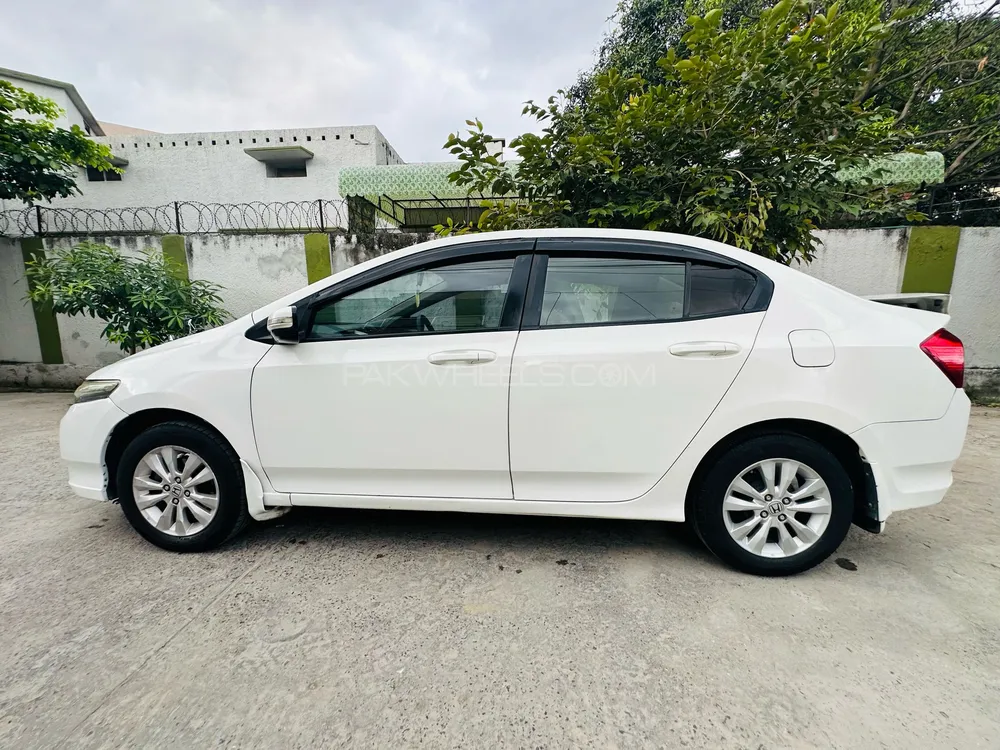 Honda City 2015 for Sale in Rawalpindi Image-1