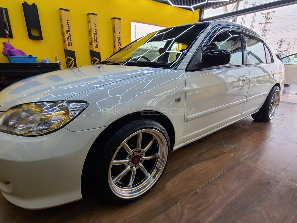 Honda Civic 2004 for Sale in Gujar Khan Image-1