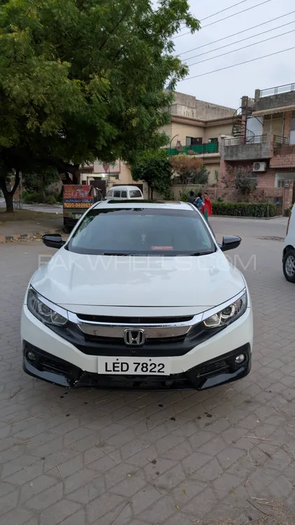 Honda Civic 2017 for Sale in Lahore Image-1