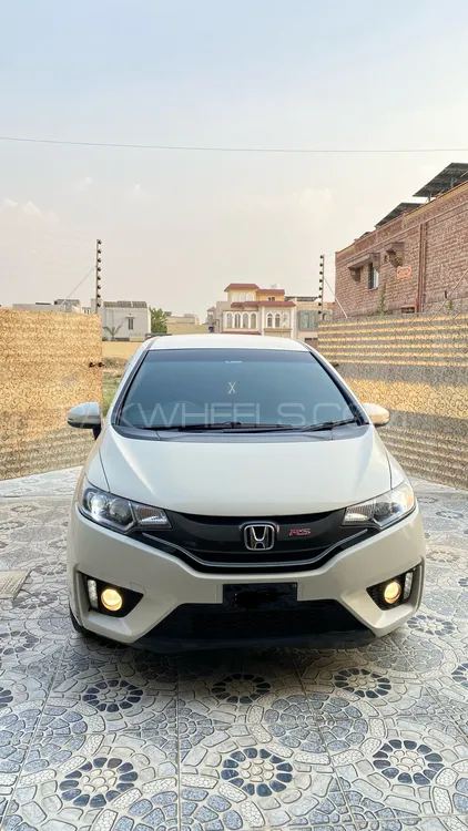Honda Fit 2014 for Sale in Lahore Honda Fit 2014 for Sale in Lahore Image-2