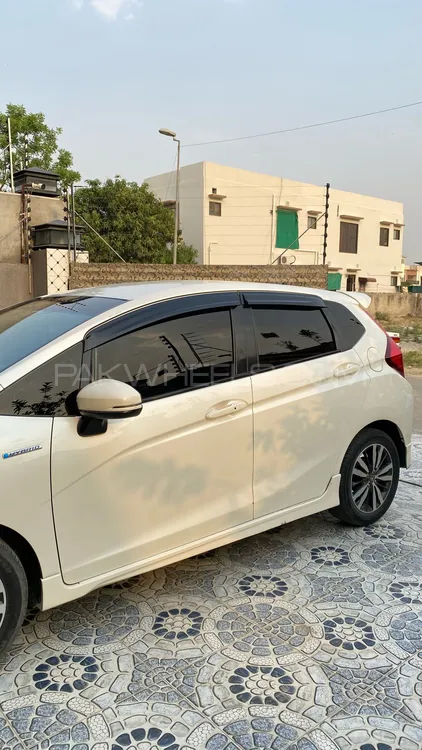 Honda Fit 2014 for Sale in Lahore Honda Fit 2014 for Sale in Lahore Image-6