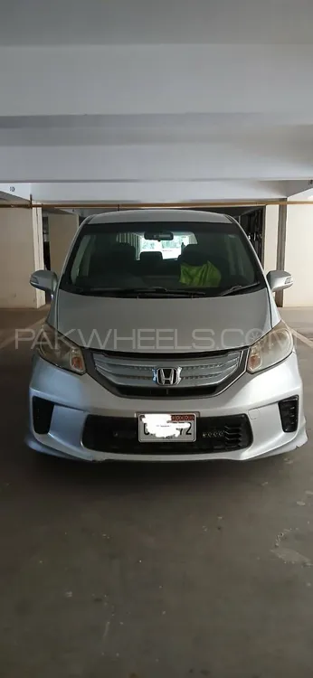 Honda Freed 2012 for Sale in Karachi Image-1