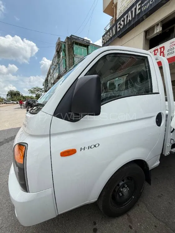 Hyundai H-100 2025 for Sale in Islamabad Hyundai H-100 2025 for Sale in Islamabad Image-2
