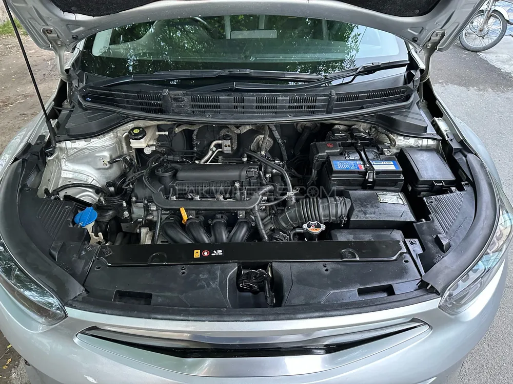 KIA Stonic 2022 for Sale in Lahore KIA Stonic 2022 for Sale in Lahore Image-9