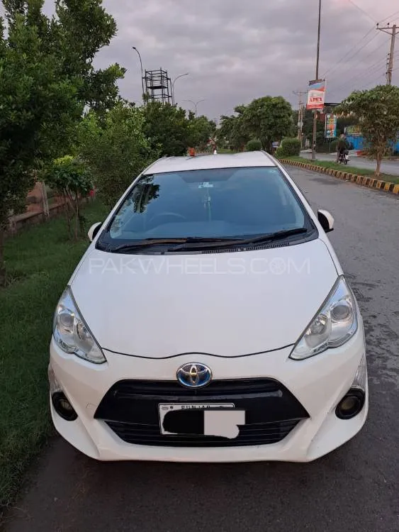 Toyota Aqua 2017 for Sale in Lahore Image-1