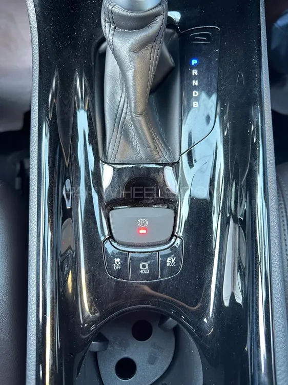 Toyota C-HR 2019 for Sale in Karachi Image-1