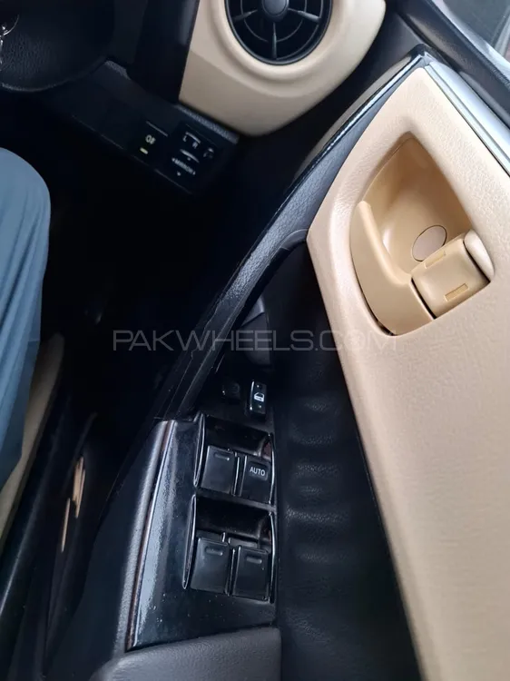 Toyota Corolla 2018 for Sale in Kharian Image-1
