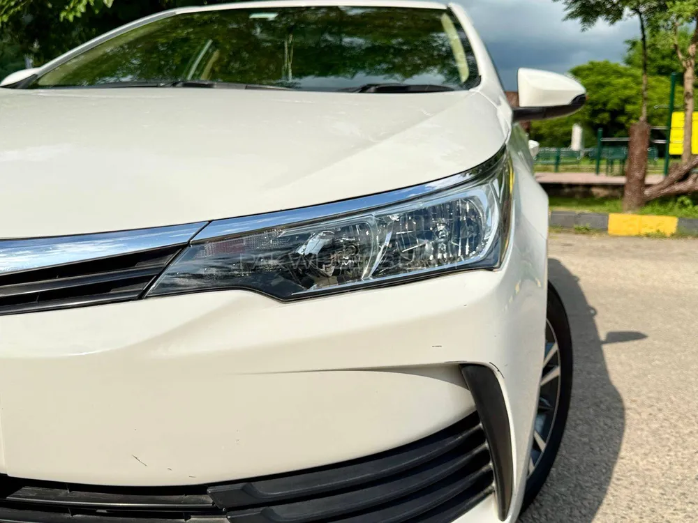 Toyota Corolla 2018 for Sale in Islamabad Image-1