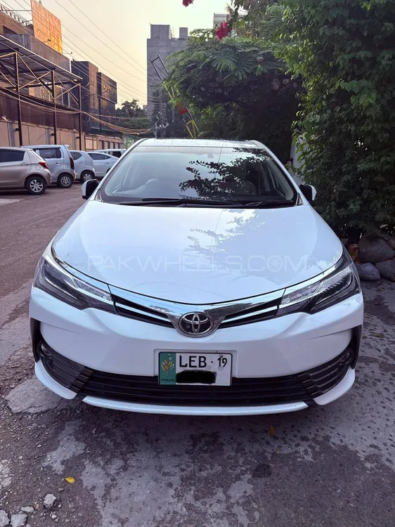 Toyota Corolla 2019 for Sale in Mandi bahauddin Image-1