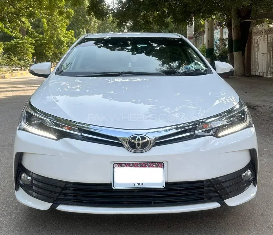 Toyota Corolla 2020 for Sale in Karachi Image-1
