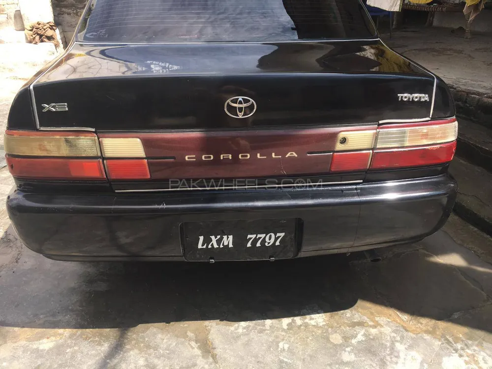 Toyota Corolla 1999 for Sale in Mardan Image-1