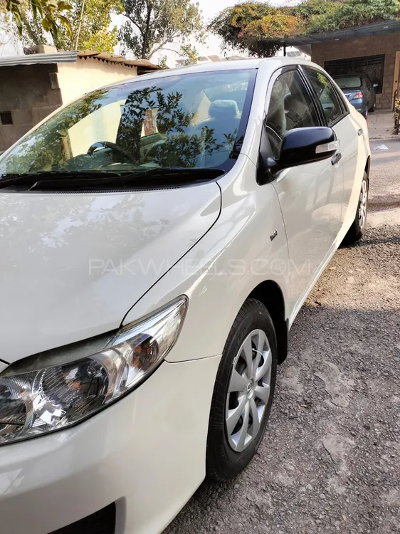 Toyota Corolla 2011 for Sale in Islamabad Image-1