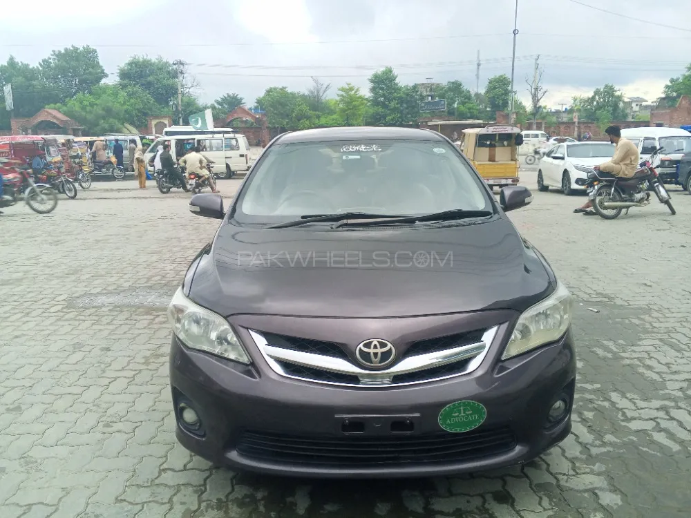 Toyota Corolla 2013 for Sale in Sheikhupura Image-1