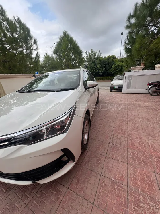 Toyota Corolla 2016 for Sale in Islamabad Image-1