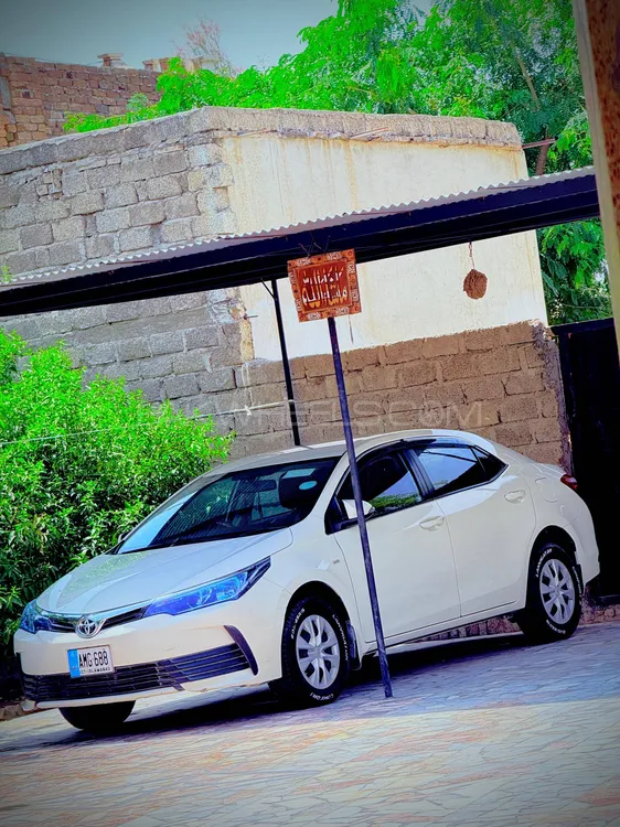 Toyota Corolla 2018 for Sale in Peshawar Image-1