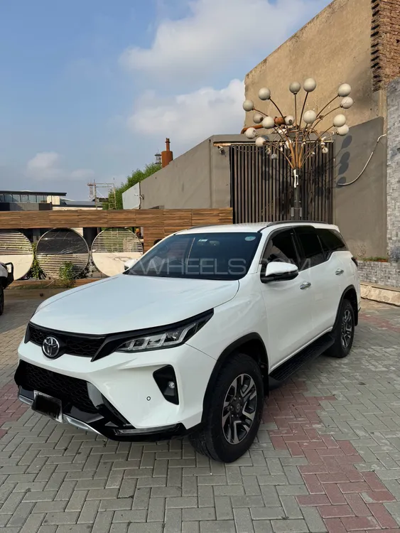 Toyota Fortuner 2022 for Sale in Faisalabad Image-1