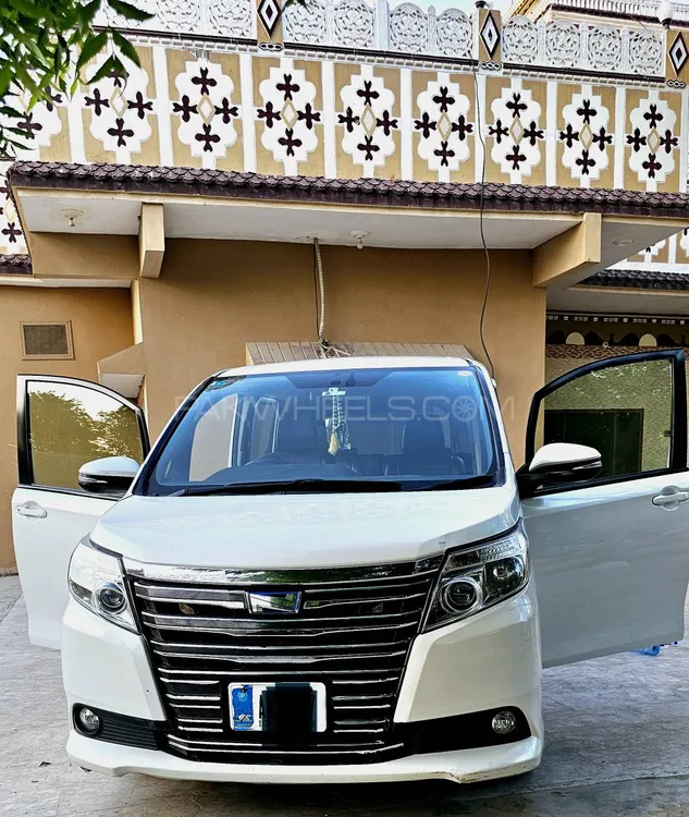 Toyota Noah 2014 for Sale in Islamabad Image-1