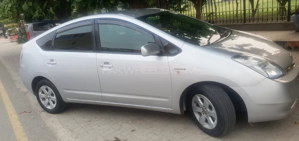 Toyota Prius 2014 for Sale in Faisalabad Image-1
