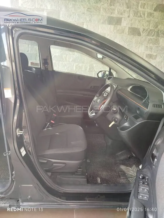 Toyota Sienta 2019 for Sale in Karachi Toyota Sienta 2019 for Sale in Karachi Image-10