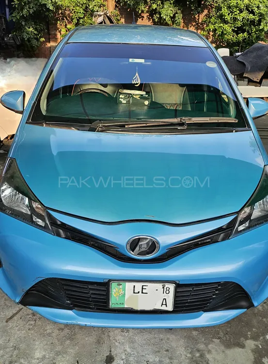 Toyota Vitz 2014 for Sale in Lahore Image-1