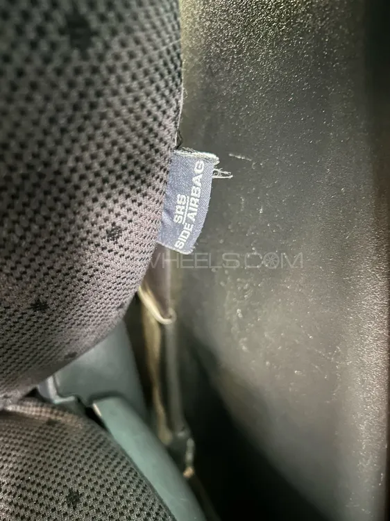 Toyota Vitz 2013 for Sale in Lahore Toyota Vitz 2013 for Sale in Lahore Image-17
