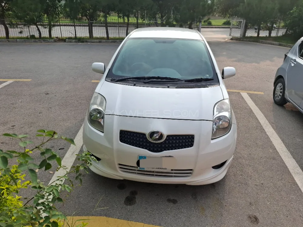 Toyota Vitz 2005 for Sale in Islamabad Image-1