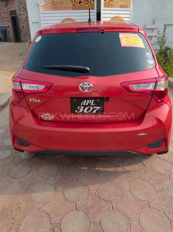 Toyota Vitz 2018 for Sale in Lahore Image-1