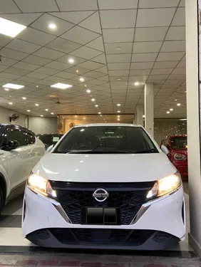 Nissan Note e-Power X 2020