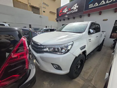 Toyota Hilux Revo V Automatic 2.8 2018