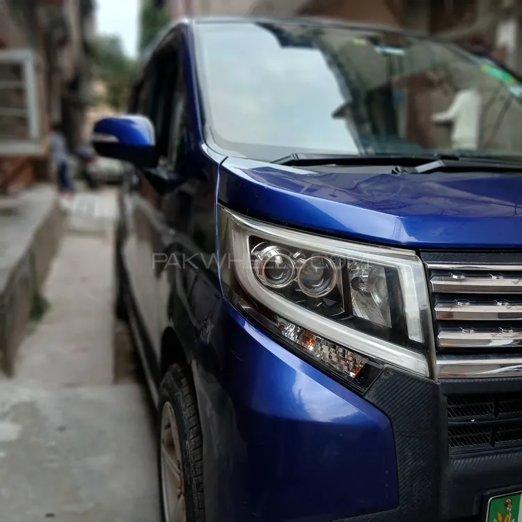 Daihatsu Move 2015 for Sale in Lahore Image-1