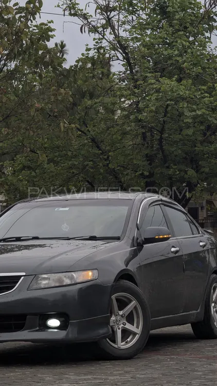 Honda Accord 2005 for Sale in Islamabad Image-1